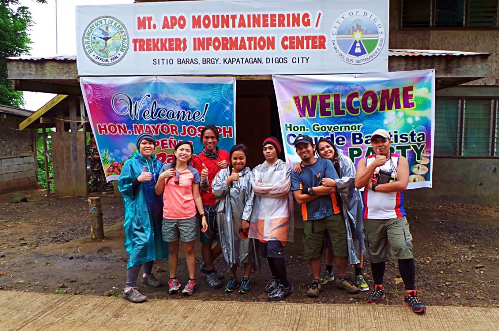 Group picture at Kapatagan Climb Registation Office picture